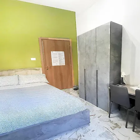 Mi Casa Tu Casa - * Catania